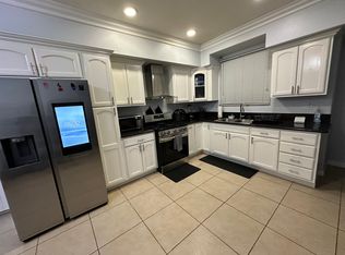 5808 Clara St, Bell Gardens, CA 90201