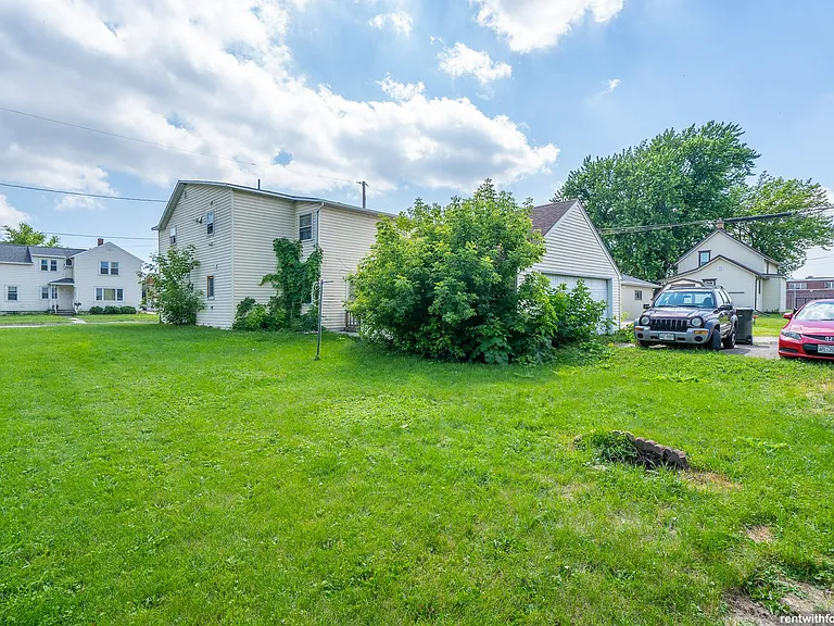 204 Elm St. — Photo 13