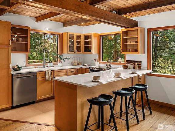 5th image of 22602 Old Mill Road SW