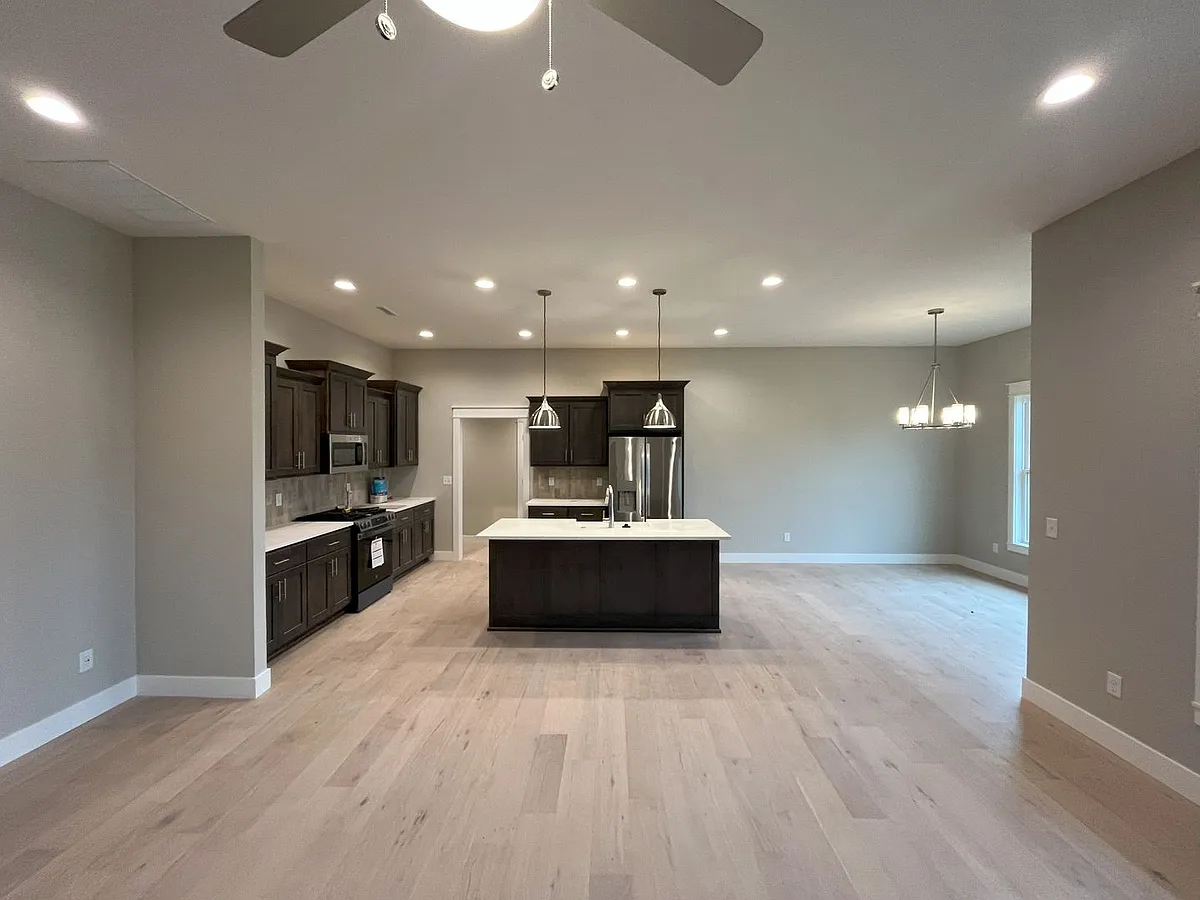 Building Photo - 5926 S Doubletree Ct