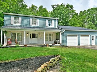 5531 Phillips Rice Rd, Cortland, OH 44410