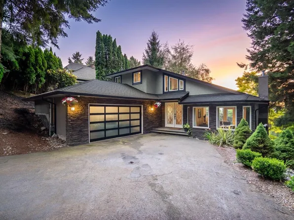 2724 Saint Moritz Way, Abbotsford, BC V3G 1C3