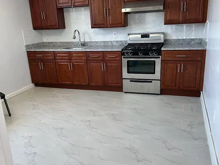 6620 Castor Ave #2 — Photo 3