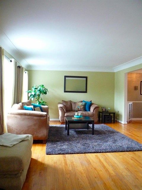 1st image of 1897 Robinway Dr