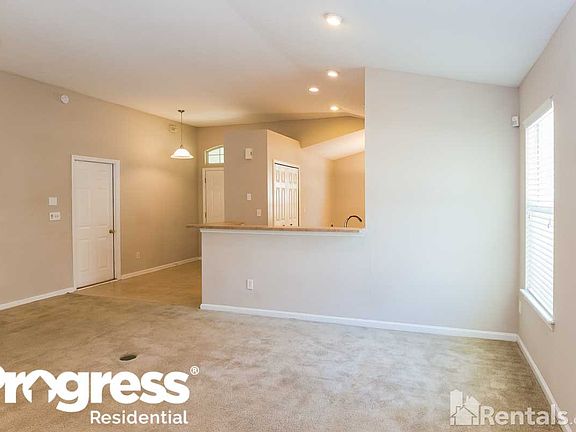 3rd image of 540 Redberry Ln