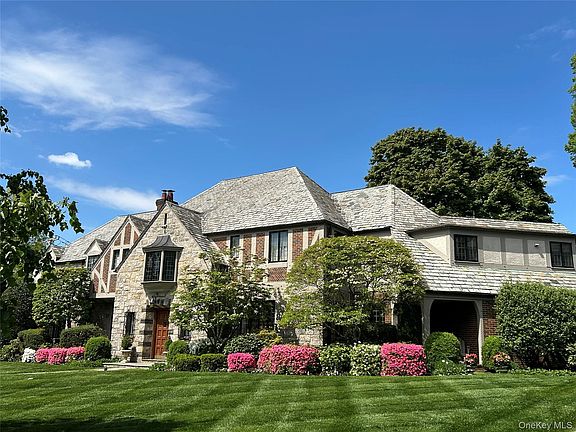2nd image of 263 Corona Avenue