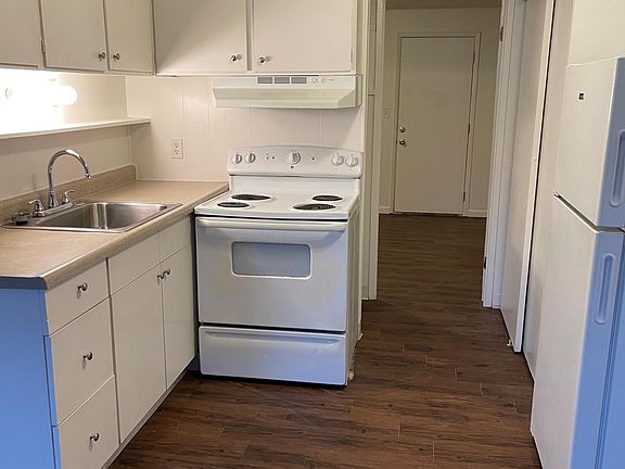 4th image of 6615 150th St SW #20