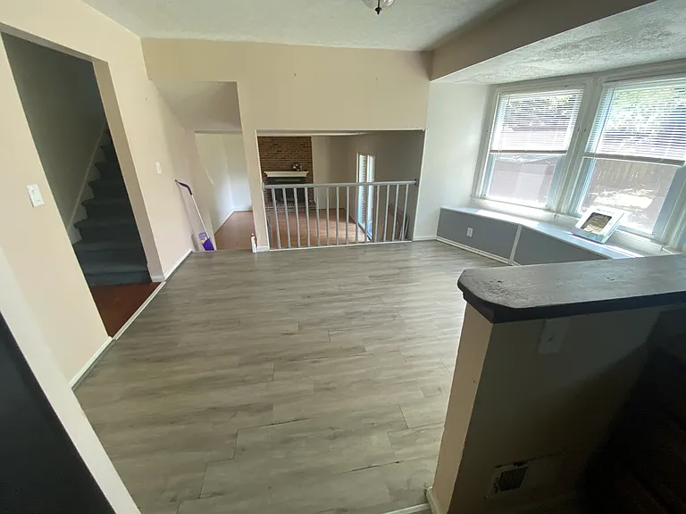 4806 Redmon Ct — Photo 2