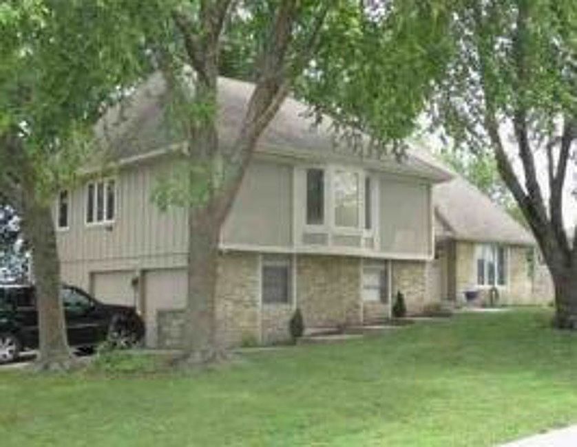 1st image of 3721 S Marshall Dr