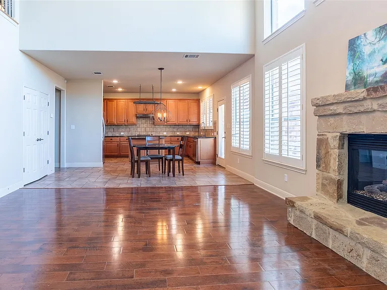 1898 Long Bow Dr — Photo 10