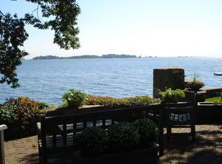 5 Rocky Point Rd, Norwalk, CT 06853