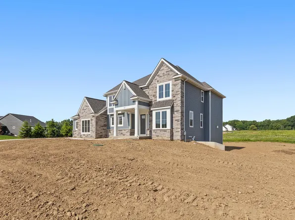 3321 Hideaway Dr SE, Caledonia, MI 49316