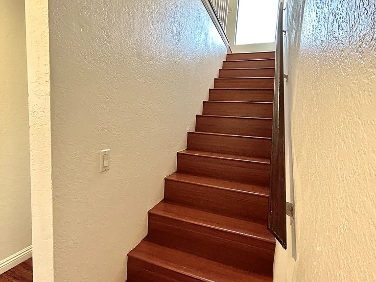 1039 Mount Olive Dr — Photo 16