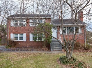 4231 Berritt St, Fairfax, VA 22030
