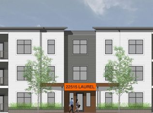 22515 Laurel St, Clinton Township, MI 48035