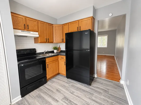 8538 N Broadway, Saint Louis, MO