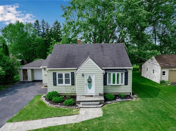 13437 Irving St, Alden, NY 14004