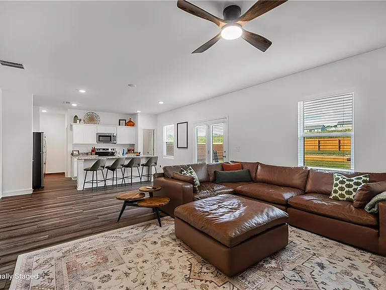 157 Casteel Ln — Photo 6
