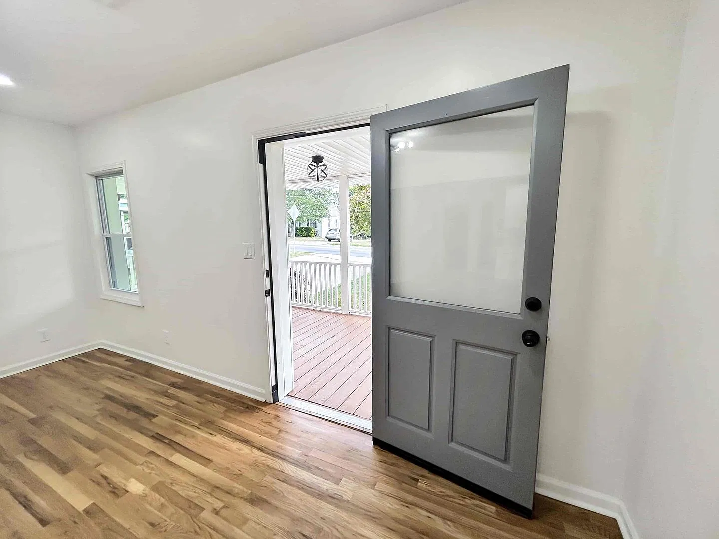 Modern Elegance Meets Southern Charm | Fully Renovated Marietta Home! — Photo 4