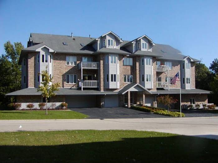 1st image of 3108 Woodland Dr