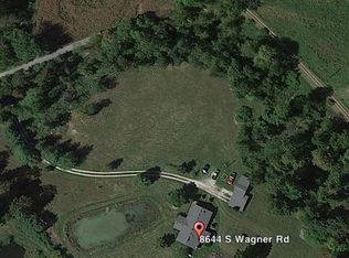 8644 S Wagner Rd, Pekin, IN 47165