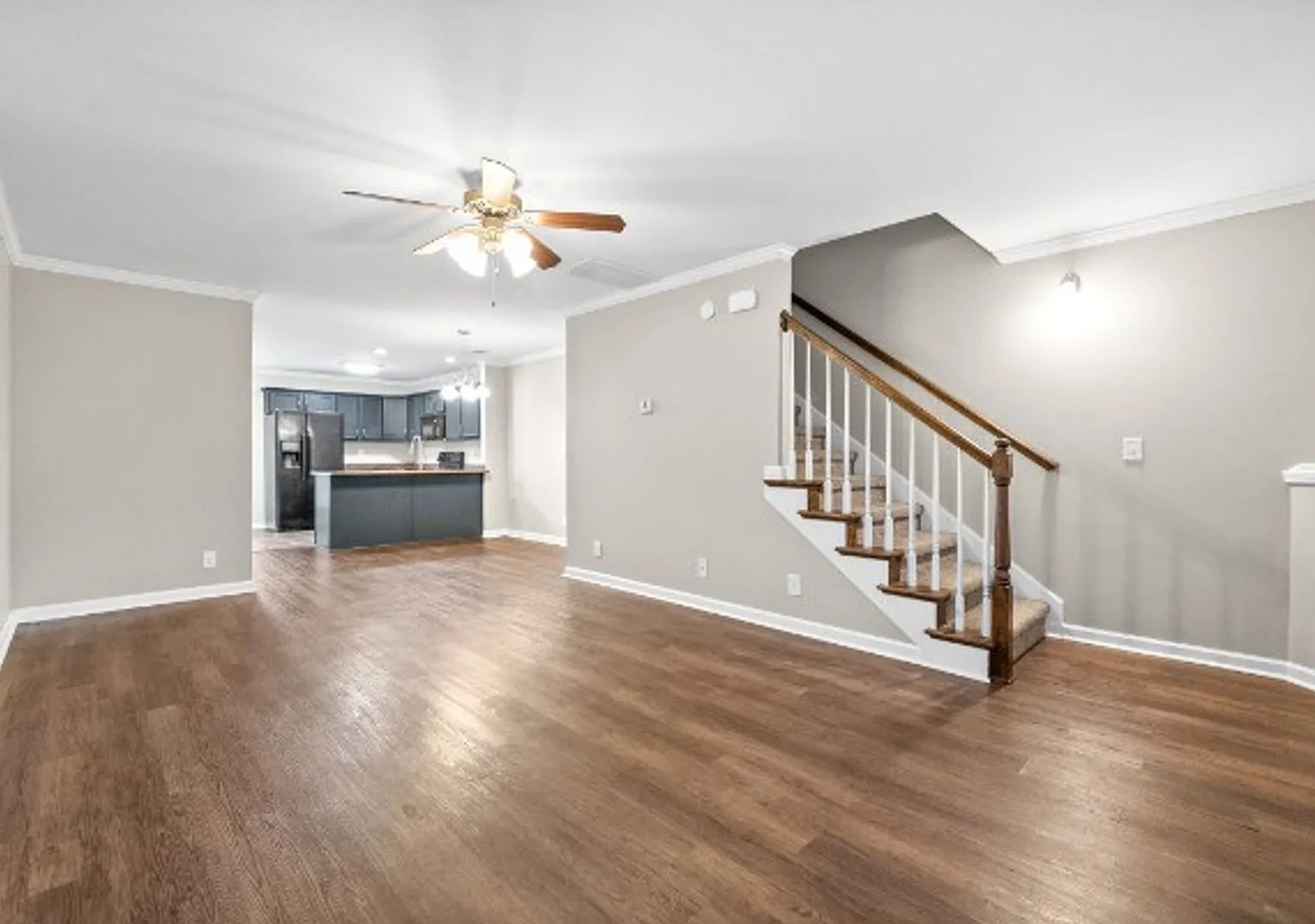 Half Price First Month Rent! Nice Townhome Close To Tennova & I24 — Photo 3
