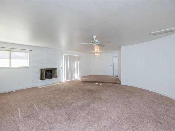 Living Room Dining Area