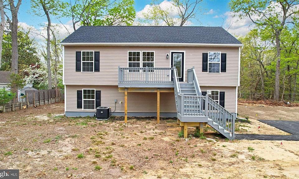 1st image of 5609 Briarwood Dr