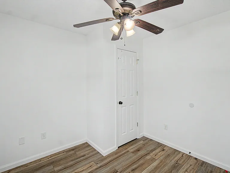 219 Kevin Rd — Photo 14