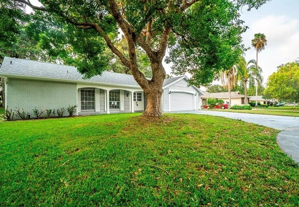 12623 Clock Tower Pkwy