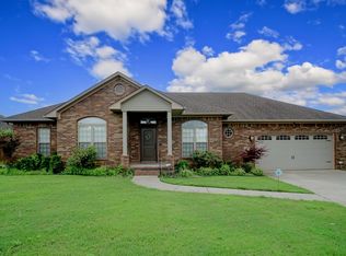 85 Larkspur Ct, Russellville, AR 72802