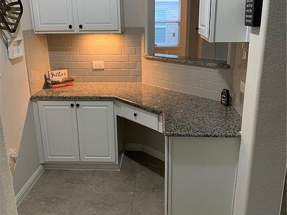 3rd image of 617 Carly Ann Ln