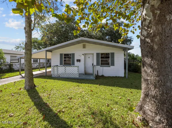 922 12TH Street N, Jacksonville Beach, FL 32250