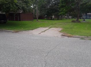 1740 Hendricks St, Terre Haute, IN 47804