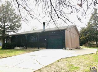 3923 SW Atwood Ave, Topeka, KS 66610