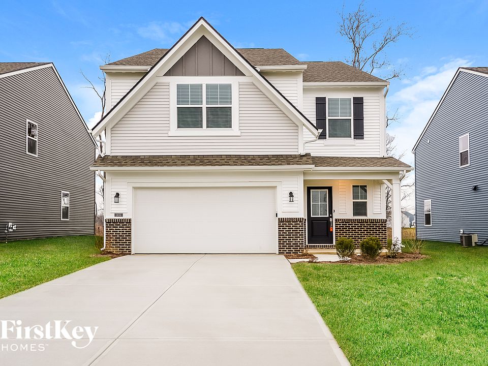 1st image of 3656 Locust Dr