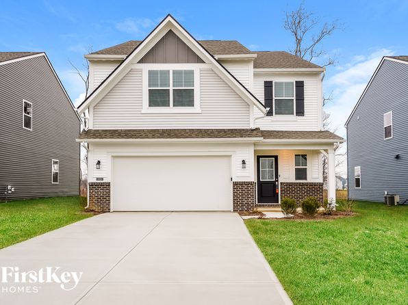3656 Locust Dr