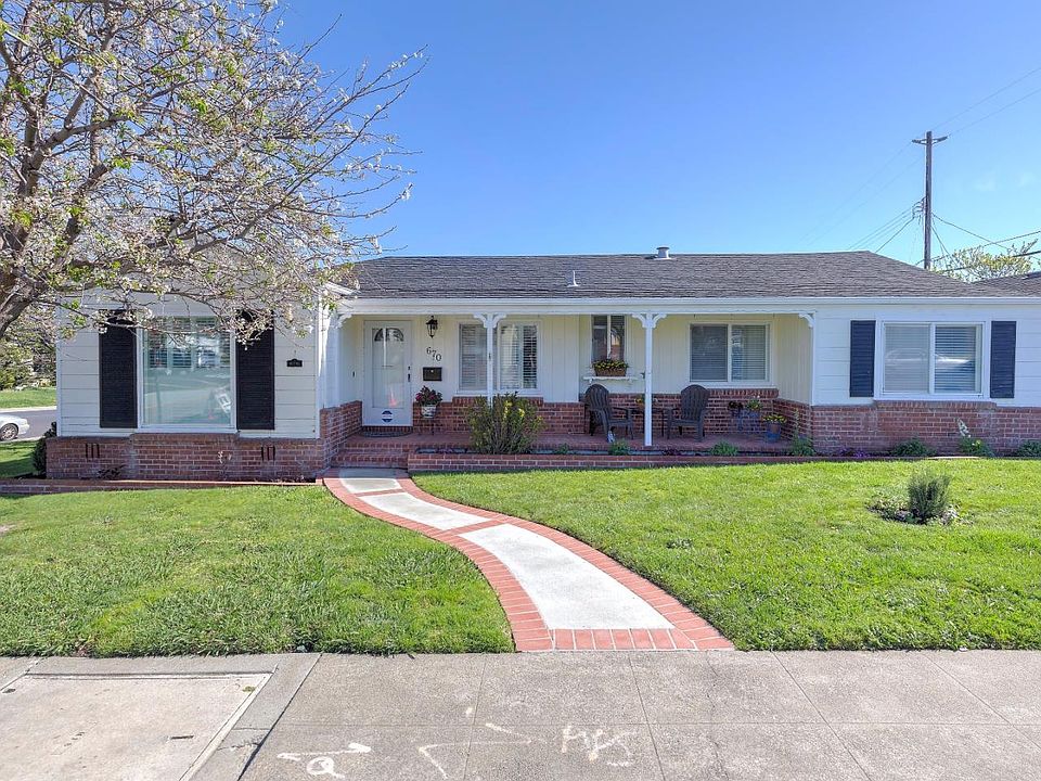 1st image of 670 Elm Ave