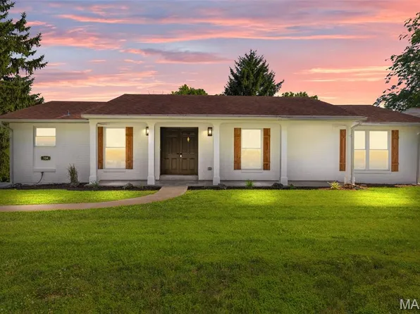 104 Primrose Ln, Fairview Hts, IL 62208