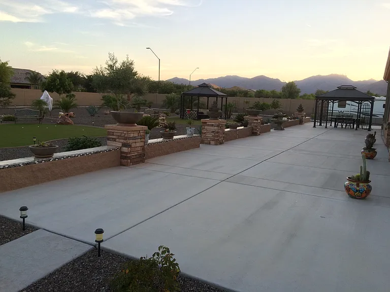 18321 W Beryl Ct — Photo 2