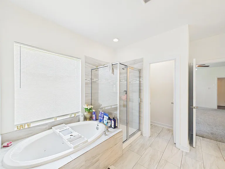 24711 Miltonwood St — Photo 24