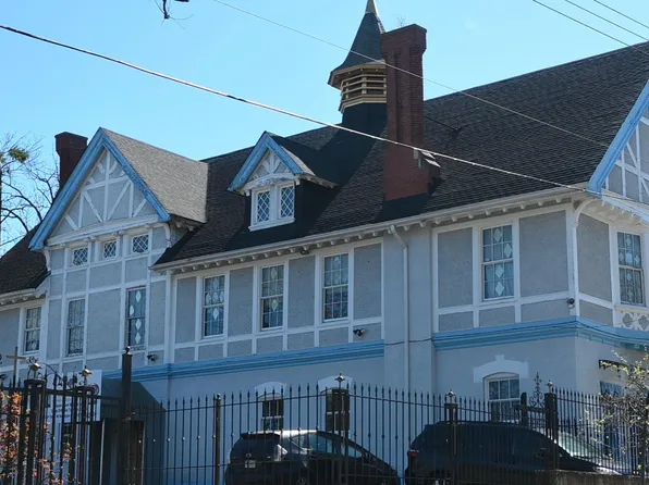 2715 22nd St NE, Washington, DC 20018