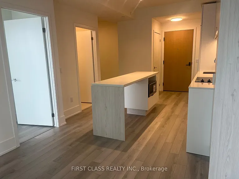 89 Church St #3802 — Photo 3