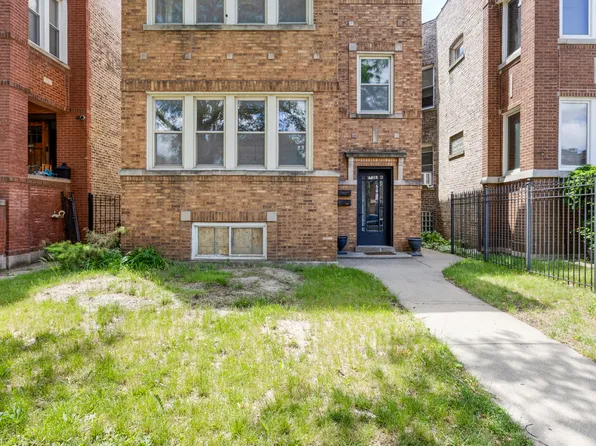 4819 W Barry Ave, Chicago, IL