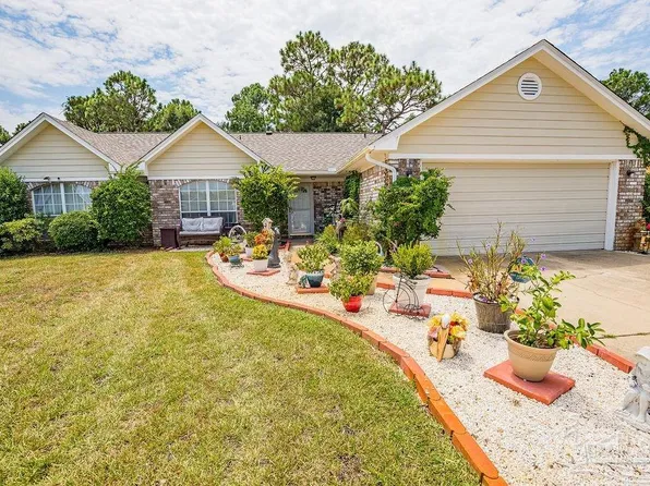 9009 Cayman Ln, Pensacola, FL 32506