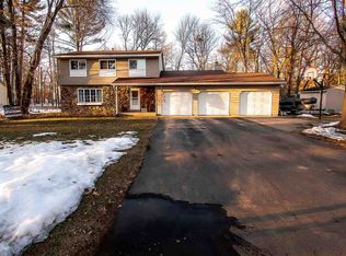 541 Canterbury Dr, Plover, WI 54467