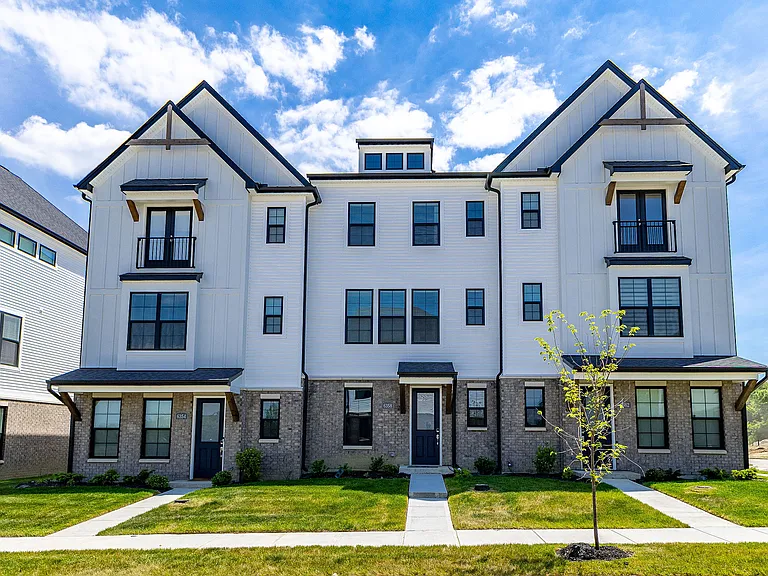 6358 Coverage Ct — Photo 2