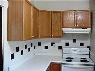 5th image of 1225 S 35th St