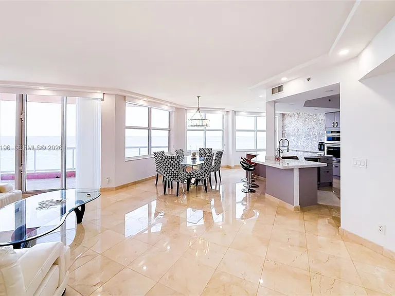 2100 N Ocean Blvd #19-B — Photo 4