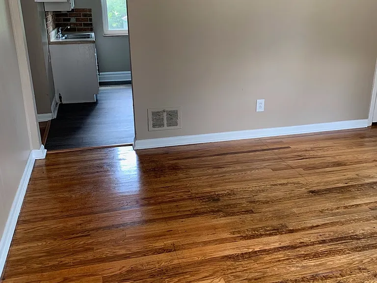 2180 Townhill Dr — Photo 4
